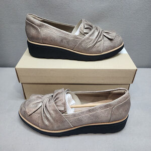 Clarks Sharon Dasher Pewter Suede Slip-on Shoes Women's size 9 M - NIB